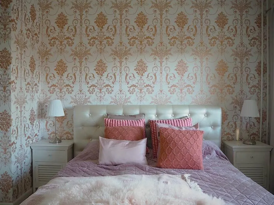 Spacious Apartment With Balcony And Great Location Хельсинки
